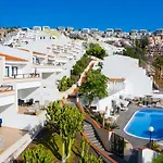 Haciendas Village Tenerife 아데제