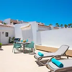 Haciendas Village Tenerife 아데제