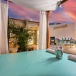 Haciendas Village Tenerife 호텔